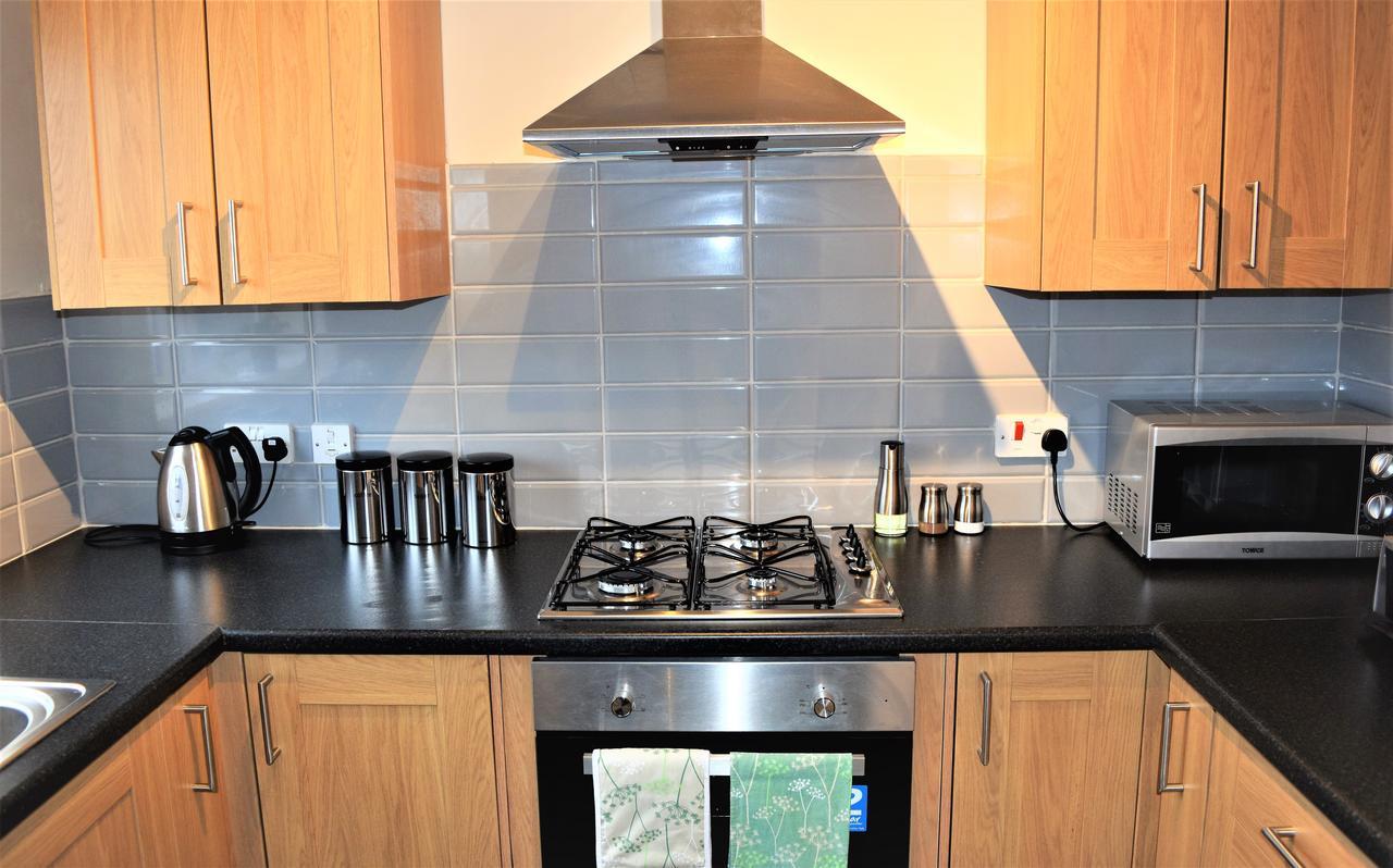 Delight Marvel - Orchard House Villa Swindon Bagian luar foto